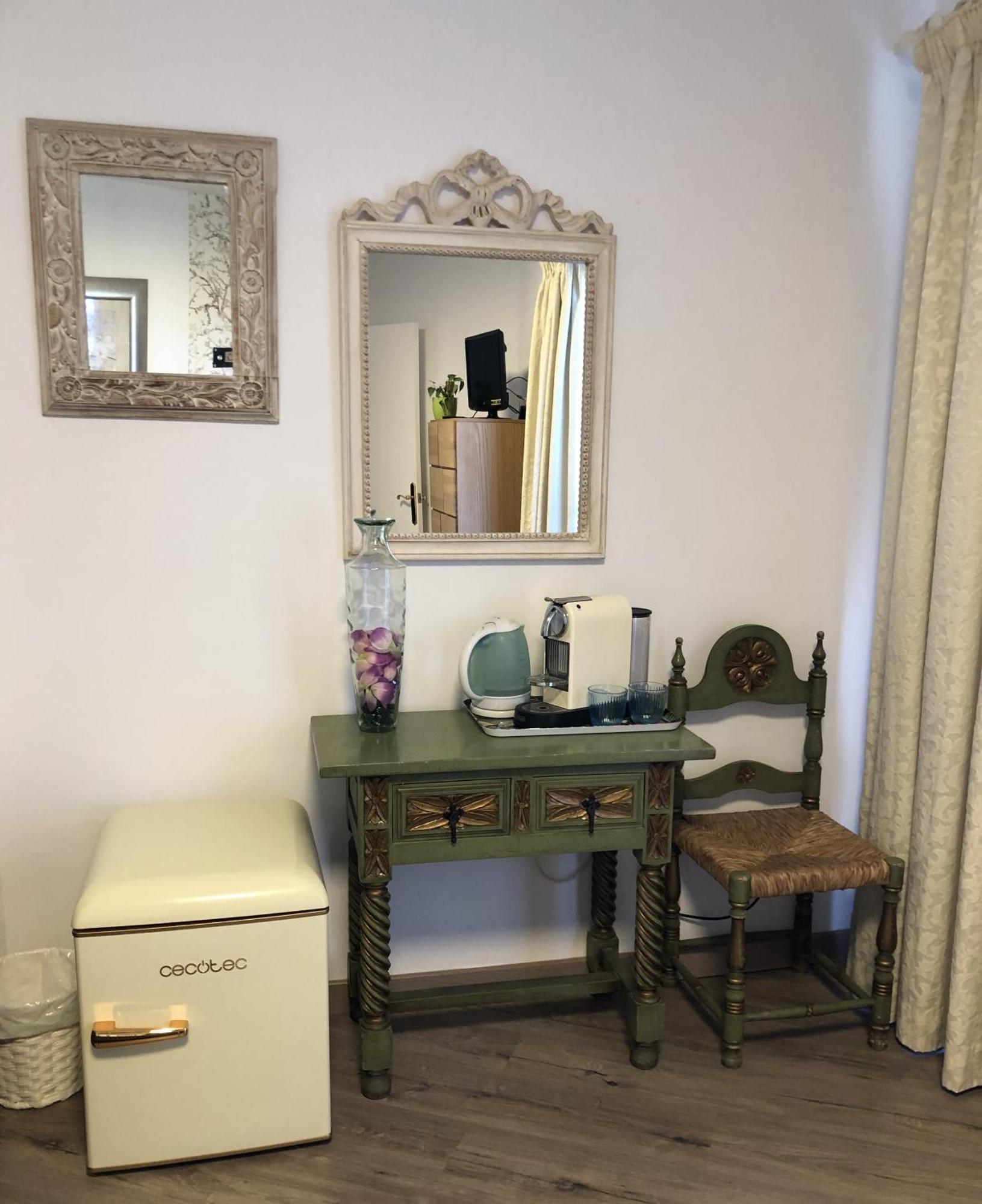 Habitacion Deluxe Con Bano Privado En Atalaya Apartagolf, Эстепона Экстерьер фото